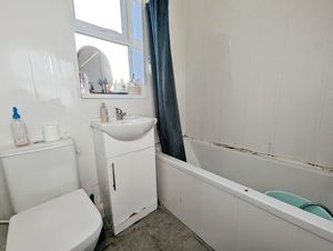 Photo 1- click for photo gallery